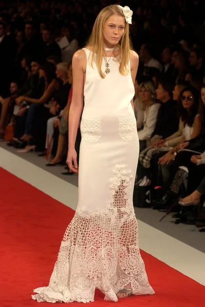 Look 63